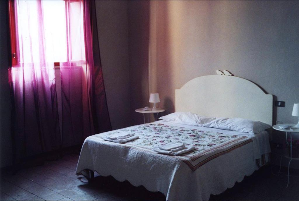 Casa Betania Hotel Cortona Szoba fotó