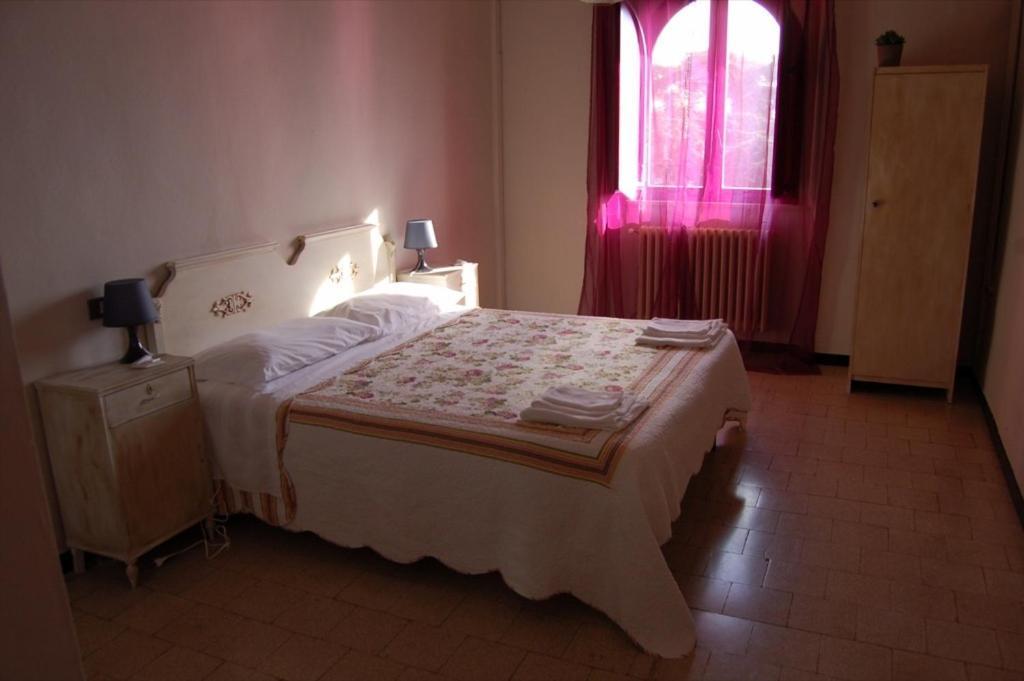 Casa Betania Hotel Cortona Szoba fotó